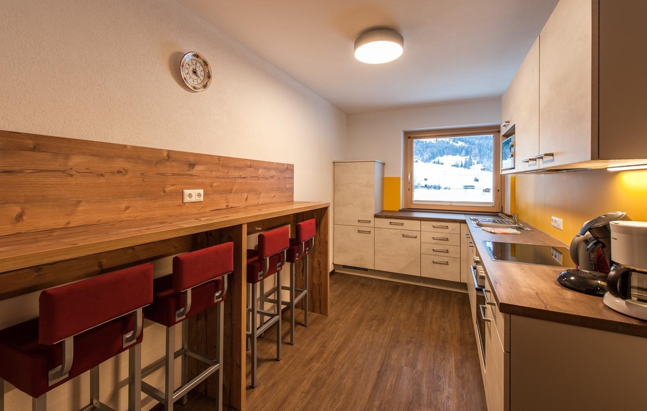 Apartment Larinmos *